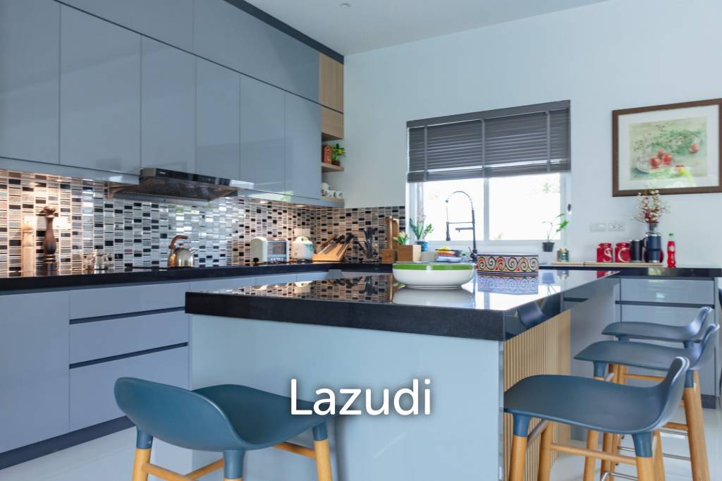 1,123 ตร.ม 3 เตียง 3 อาบน้ำ วิลล่า For ขาย