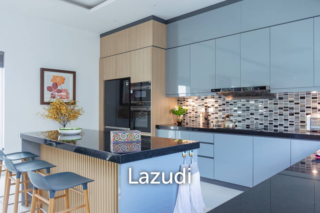 1,123 ตร.ม 3 เตียง 3 อาบน้ำ วิลล่า For ขาย