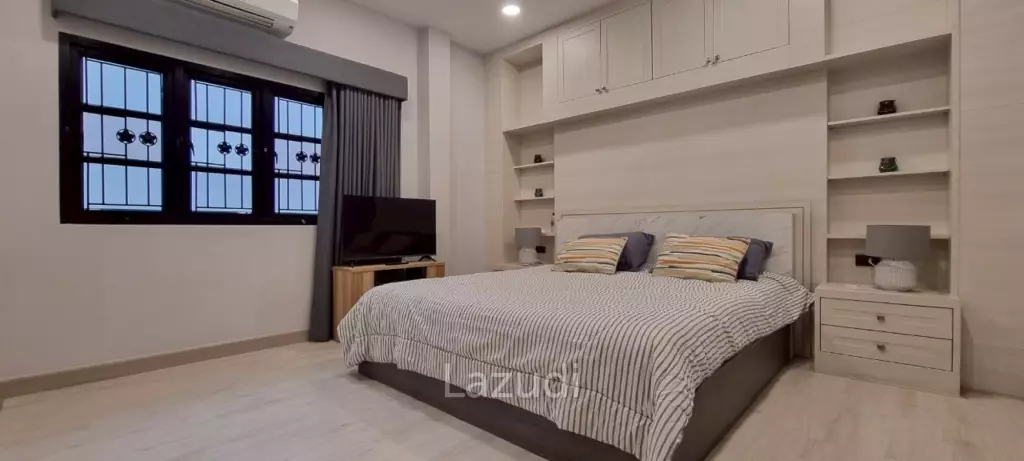 3 Bedrooms 3 Bathrooms 276 SQ.M. Royal Prestige