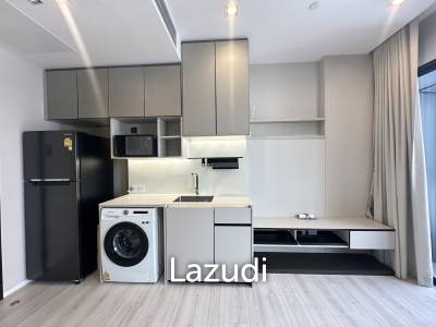 Studio 1 bathroom Condo 28 SQ.M. The Room Phayathai