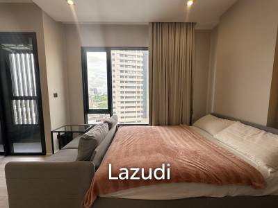 Studio 1 bathroom Condo 28 SQ.M. The Room Phayathai
