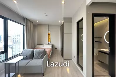 Studio 1 bathroom Condo 28 SQ.M. The Room Phayathai