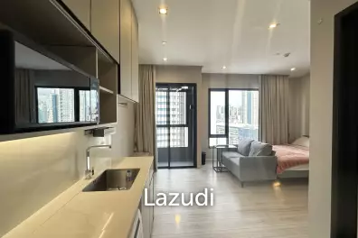 Studio 1 bathroom Condo 28 SQ.M. The Room Phayathai