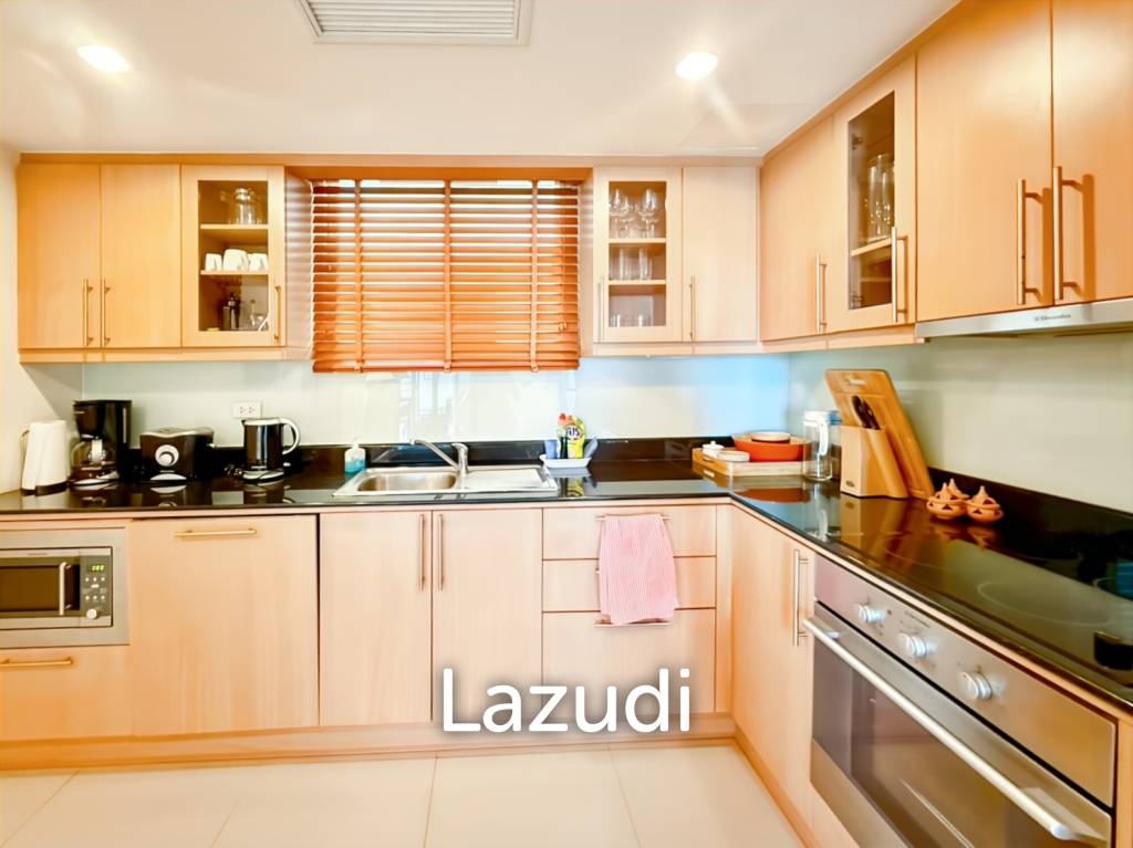 Great Price! : Spacious 3 Bedroom Condo in SeaRidge Hua Hin