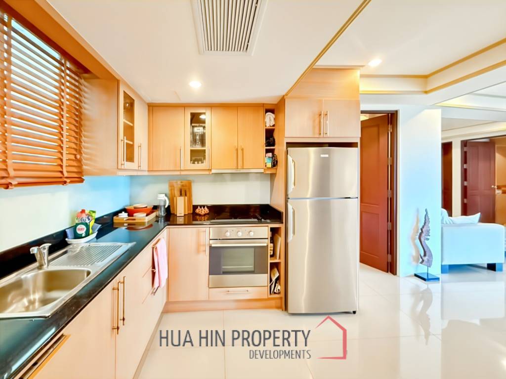 Great Price! : Spacious 3 Bedroom Condo in SeaRidge Hua Hin
