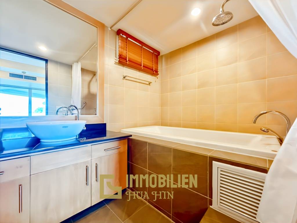 คอนโด 3 ห้องนอนสไตล์รีสอร์ทใน SeaRidge หัวหิน วิวภูเขาและทะเล