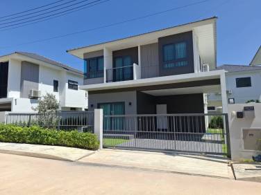 3 Bedroom House At Suplai Lake Ville Koh kaew