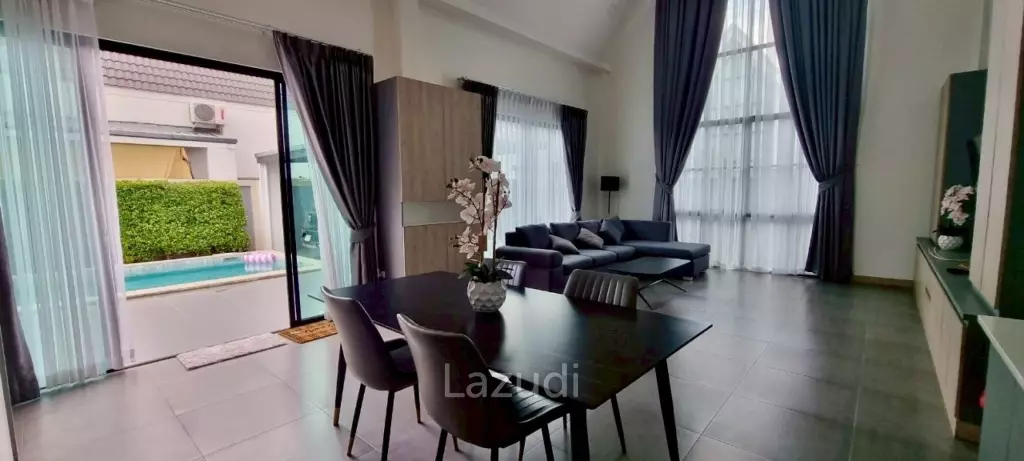 3 Beds 4 Baths 210 SQ.M. Living 21 at Mabprachan