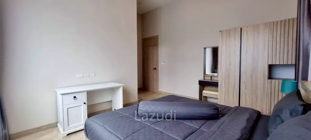 3 Beds 4 Baths 210 SQ.M. Living 21 at Mabprachan