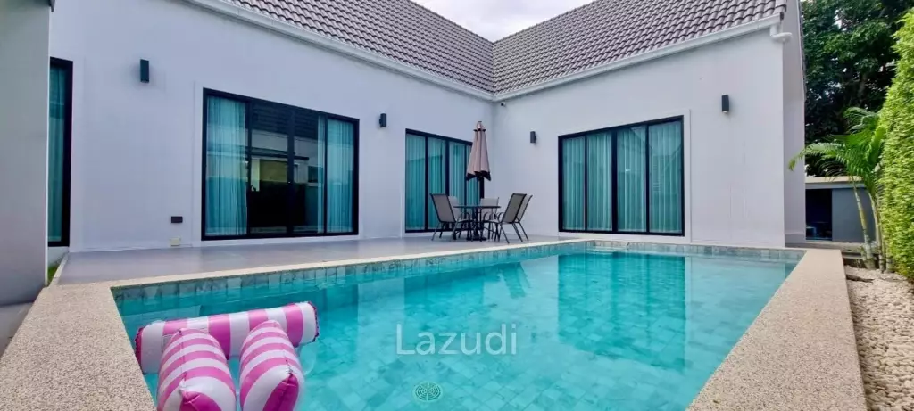 3 Beds 4 Baths 210 SQ.M. Living 21 at Mabprachan