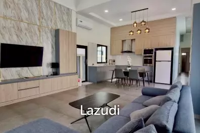 3 Beds 4 Baths 210 SQ.M. Living 21 at Mabprachan