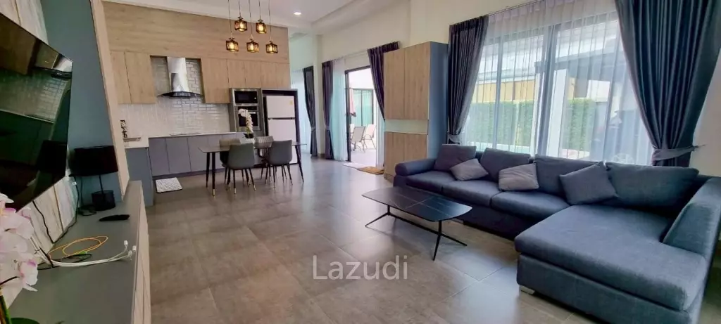 3 Beds 4 Baths 210 SQ.M. Living 21 at Mabprachan