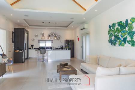 3 Bed 4 Bath 230 SQ,M Baan Phu Thara Phase 1
