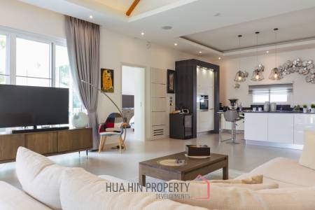 3 Bed 4 Bath 230 SQ,M Baan Phu Thara Phase 1