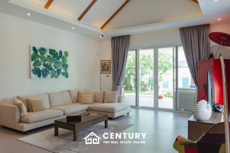 698 ตร.ม 3 เตียง 4 อาบน้ำ วิลล่า For ขาย