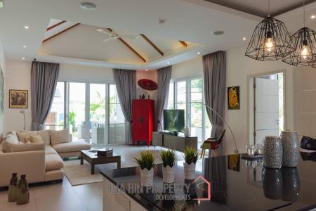 3 Bed 4 Bath 230 SQ,M Baan Phu Thara Phase 1