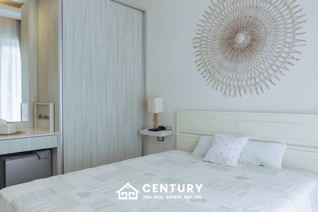 698 ตร.ม 3 เตียง 4 อาบน้ำ วิลล่า For ขาย