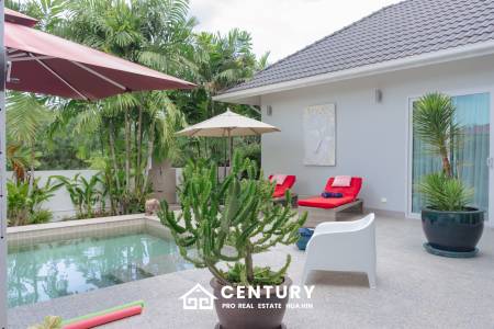 698 ตร.ม 3 เตียง 4 อาบน้ำ วิลล่า For ขาย