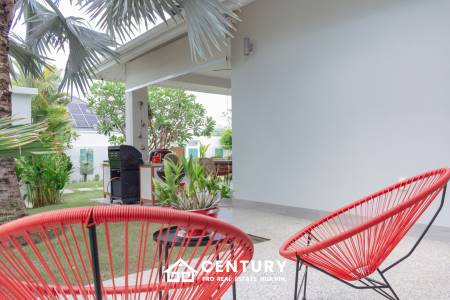 698 ตร.ม 3 เตียง 4 อาบน้ำ วิลล่า For ขาย