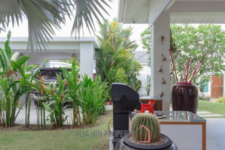 3 Bed 4 Bath 230 SQ,M Baan Phu Thara Phase 1