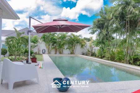 698 ตร.ม 3 เตียง 4 อาบน้ำ วิลล่า For ขาย