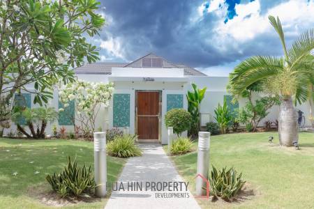 3 Bed 4 Bath 230 SQ,M Baan Phu Thara Phase 1