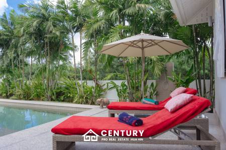 698 ตร.ม 3 เตียง 4 อาบน้ำ วิลล่า For ขาย