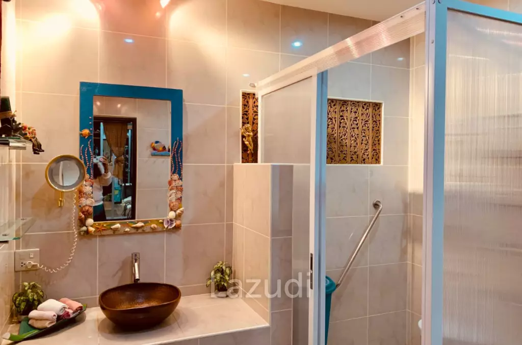 Beautiful 3 Bedroom Home with relaxing garden for sale