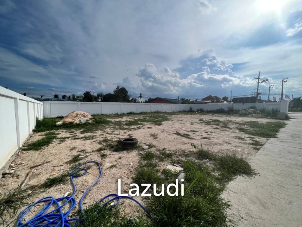 HIN LEK FAI : Unfinished Development 4 house 7 plots on nearly 2 Rai