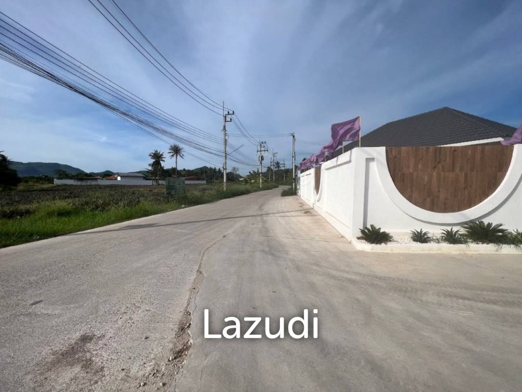 HIN LEK FAI : Unfinished Development 4 house 7 plots on nearly 2 Rai