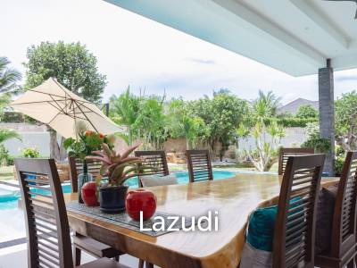 ARIA 2 : Stunning 3 Bed Pool Villa with Nice Garden