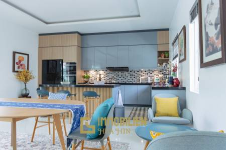 ARIA 2: Herrliche 3 Schlafzimmer Pool Villa mit schönem Garten