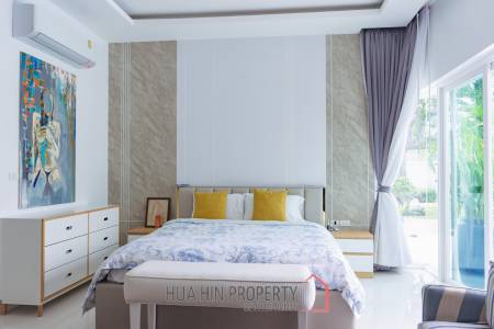 ARIA 2 : Stunning 3 Bed Pool Villa with Nice Garden