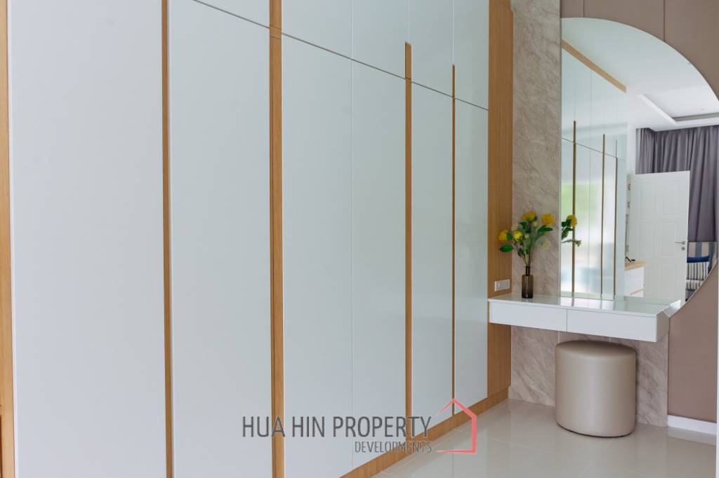 ARIA 2 : Stunning 3 Bed Pool Villa with Nice Garden
