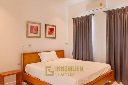 ARIA 2: Herrliche 3 Schlafzimmer Pool Villa mit schönem Garten