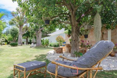 ARIA 2 : Stunning 3 Bed Pool Villa with Nice Garden