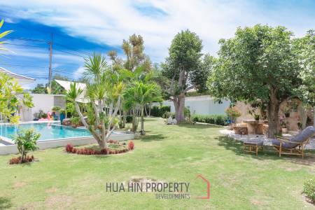 ARIA 2 : Stunning 3 Bed Pool Villa with Nice Garden