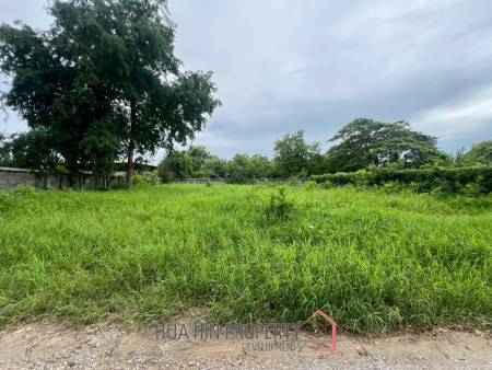 Land For Sale in Soi Hua Hin 5/3 - 230 SqWa
