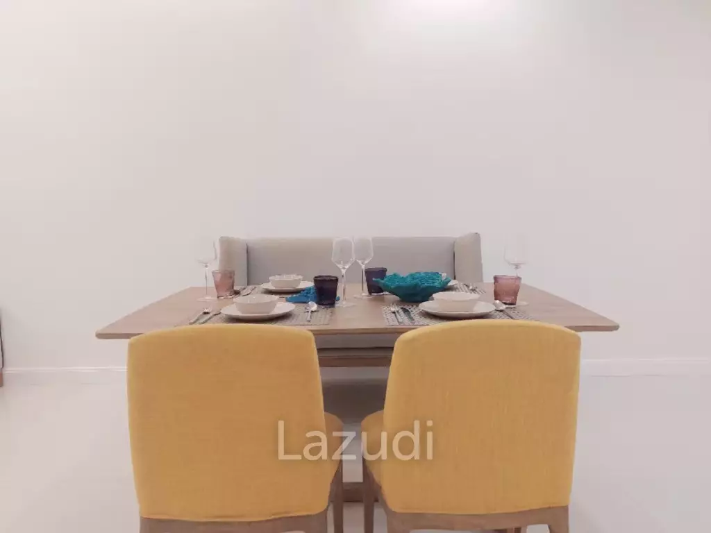 Luxurious Serviced Apartment in Krabi's Idyllic Coastal Setting