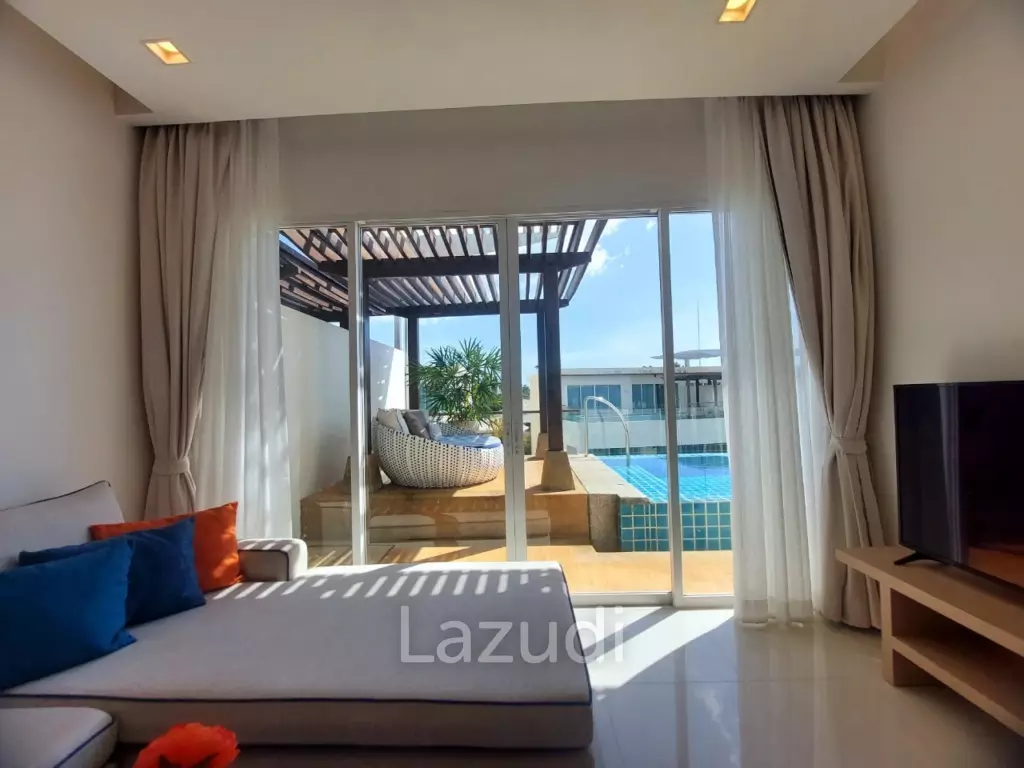 Luxury Beachfront Apartment with Rooftop Pool