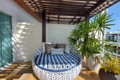 Luxury Beachfront Apartment with Rooftop Pool