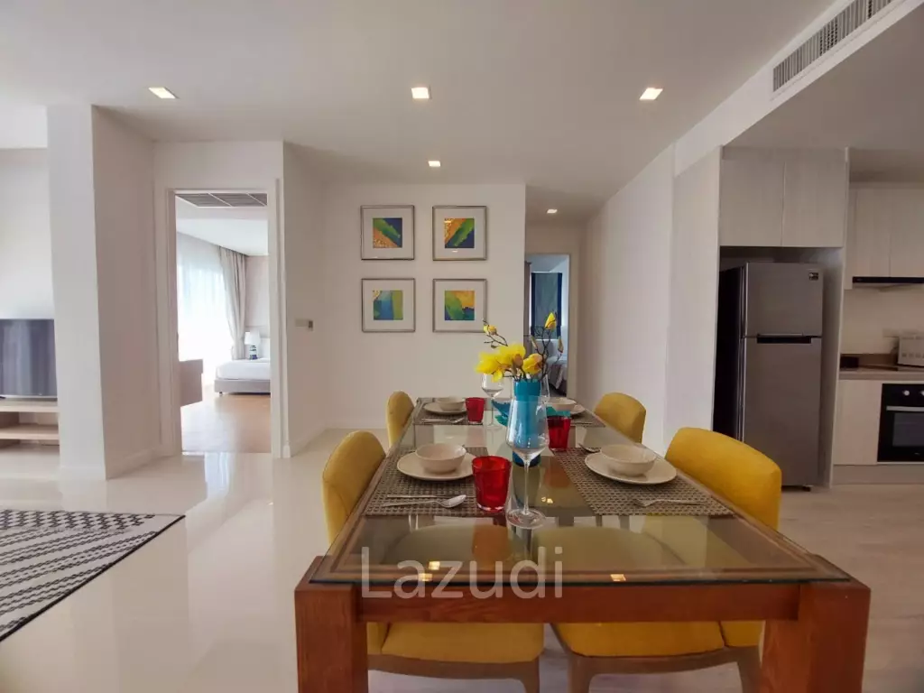 Luxury Beachfront Apartment with Rooftop Pool