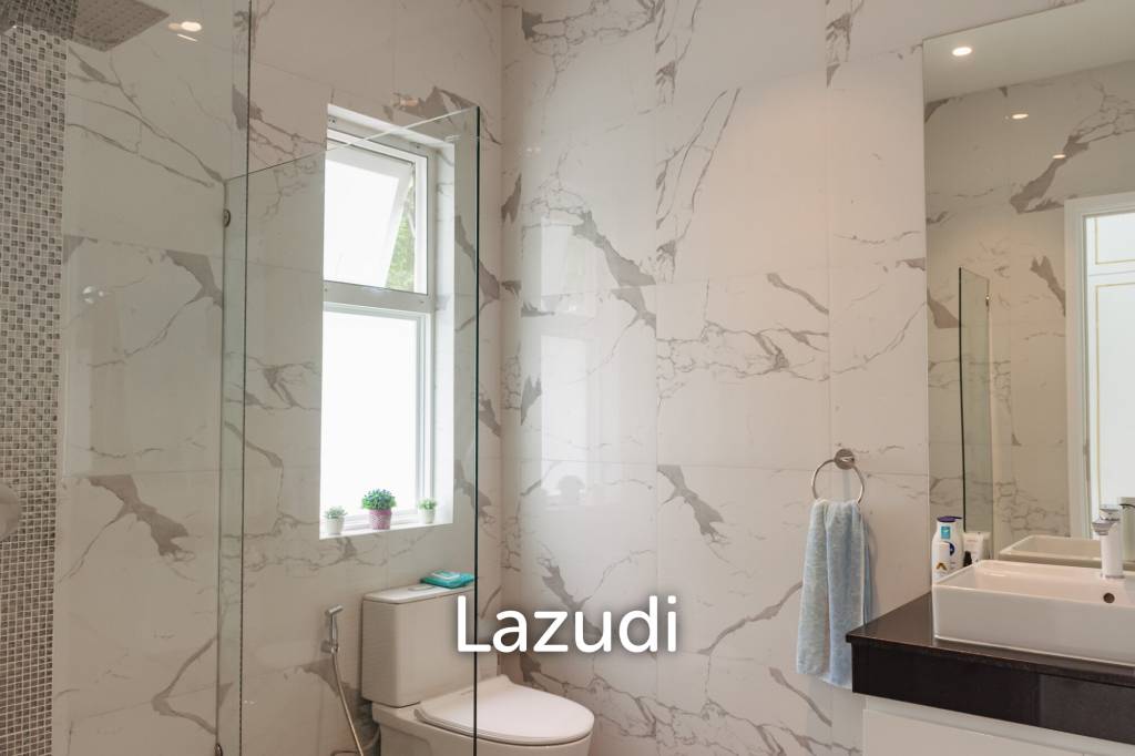 450 ตร.ม 3 เตียง 3 อาบน้ำ วิลล่า For ขาย