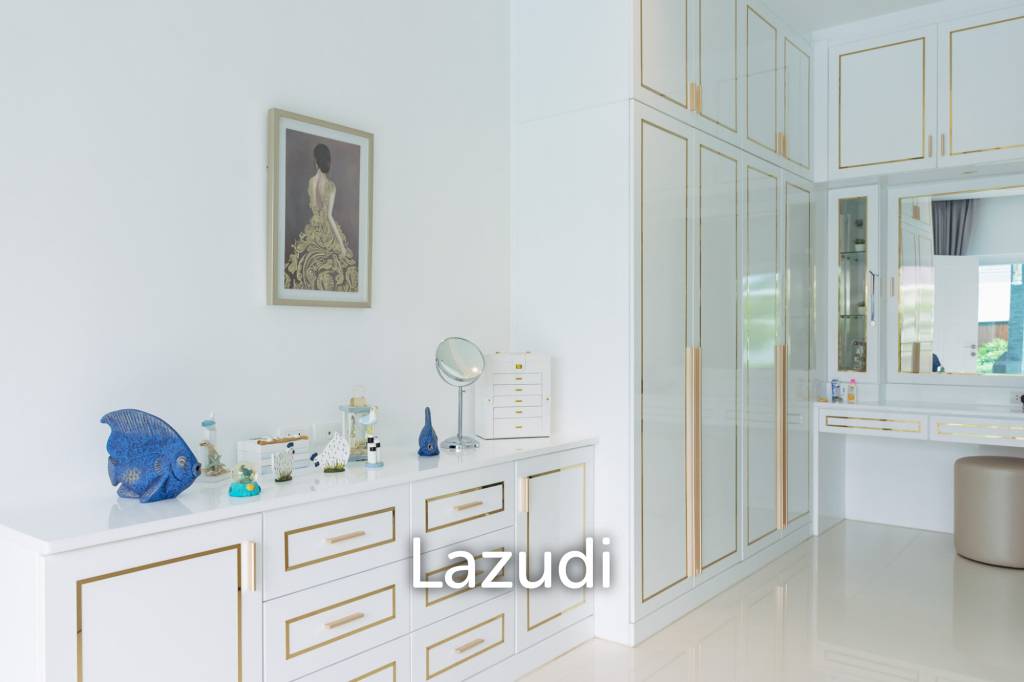 450 ตร.ม 3 เตียง 3 อาบน้ำ วิลล่า For ขาย