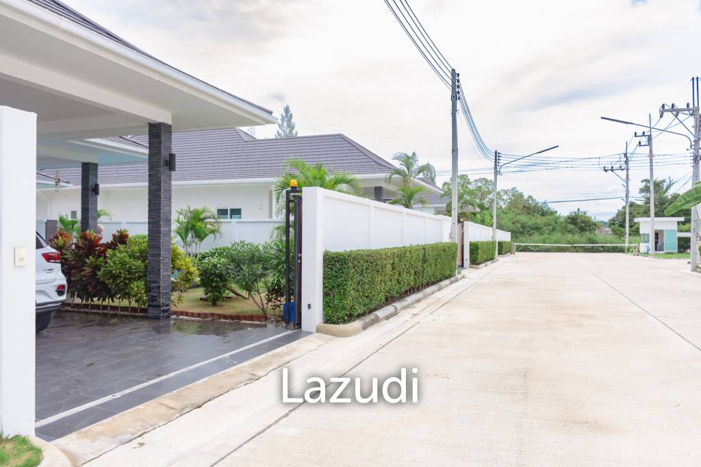 450 ตร.ม 3 เตียง 3 อาบน้ำ วิลล่า For ขาย