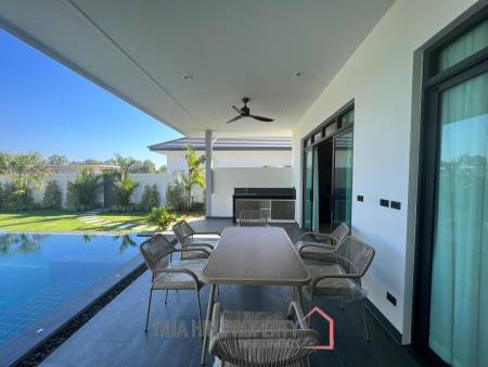 Luxury pool villa in Thap Tai Hua Hin