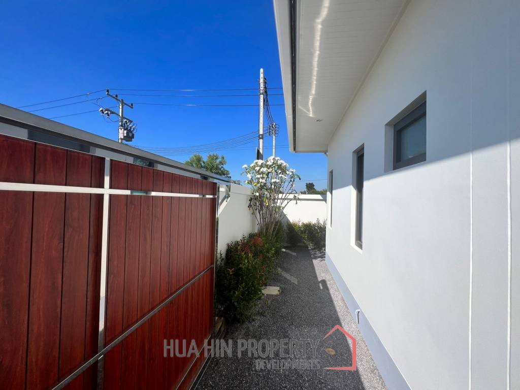 Luxury pool villa in Thap Tai Hua Hin