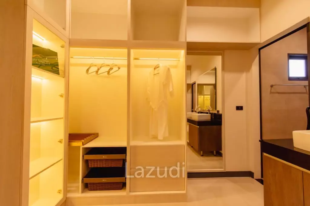Luxury pool villa in Thap Tai Hua Hin