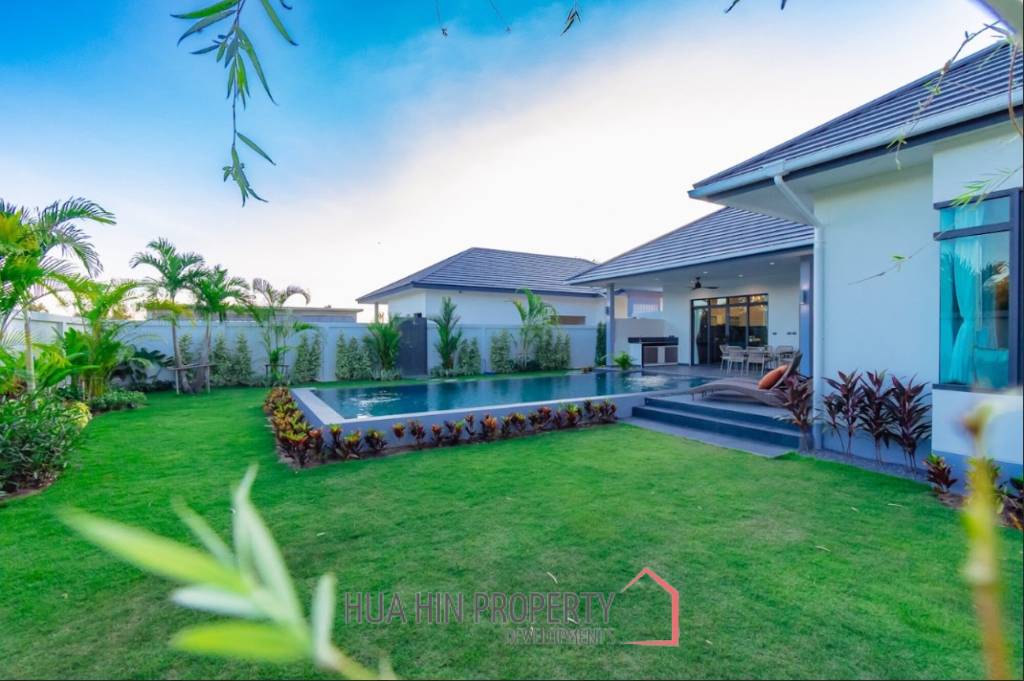 Luxury pool villa in Thap Tai Hua Hin