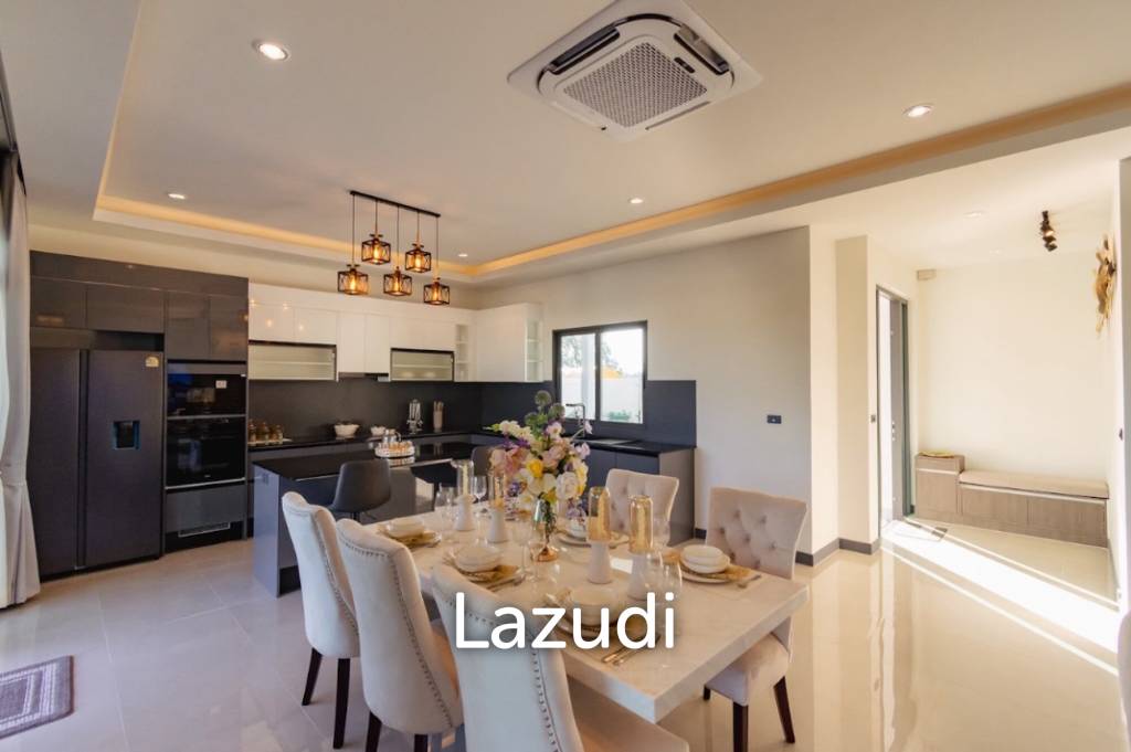 Luxury pool villa in Thap Tai Hua Hin